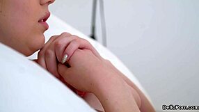 Innocent sweetie gapes her juicy slit losing virginity. What’s her next move?