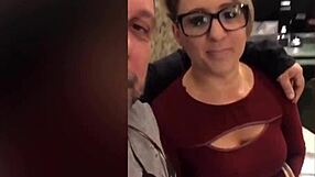 Depois de uma noite de balada esposa novinha chamou fa e sentou no pau grande ficou gemendo mostrou a bunda grande e enquanto cavalgava!