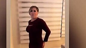 Depois de uma noite de balada esposa novinha chamou fa e sentou no pau grande ficou gemendo mostrou a bunda grande e enquanto cavalgava!