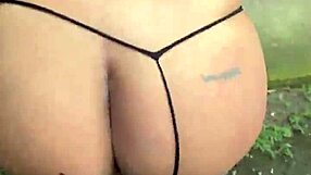 पड़ोसी से बिजनेस डील्स पर कैजुअल चैट पार्ट टू