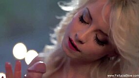 यो, ब्लोंड को ब्लोजॉब लव देने का वाइल्ड तरीका मिला!