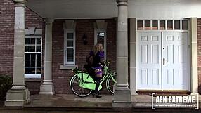 Blonde porn stars dive into jacuzzi for steamy threesome 😍