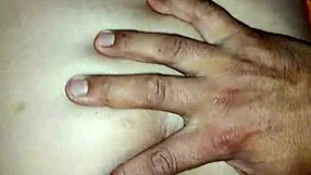 दोस्त ने मुझे स्वादिष्ट सेक्स दिया लेकिन उसकी लंड बड़ी होनी चाहिए थी