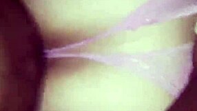 Kingblack come buceta de casada safada e manda ela pro corno com a calcinha rasgada