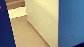 Danni Jones Tips Her Miami Driver With Big Tits And Ass