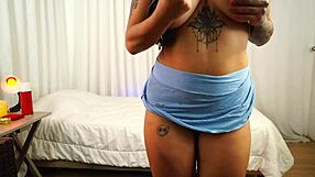 Big ass brunette masturbating on the bed?