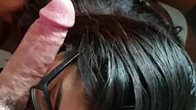 कपल ने घर पर रियल हार्ड सेक्स रिकॉर्ड किया डीपथ्रोट डोमिनेशन के साथ