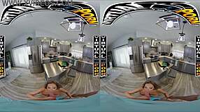 Virtual Porn - Big Tits Milf Richelle Ryan Stars in VR Scene