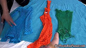 Huge ass babe rides dick like a pro in wild action