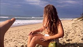 Kellenzinha dominates the scene with her big ass in wild amateur assfucking action.