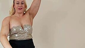 MILF seductive blonde and her gay friend embarrassing armpit licking party