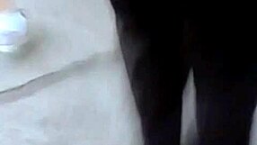 man, i couldn’t stop staring at that latina culona getting groped