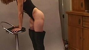 sexy photoshoot with milf brunette turns into fucking