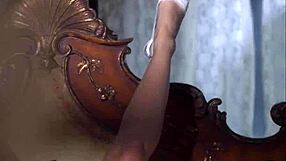 big boobs blonde milf lindsey gayle evans strips naked for you