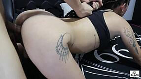 que juicio el de mi jovencita hermanastra ella estudia mucho y para que se relaje un poco le dare una buena follada por ese rico co�o apretado - porno en espa�ol