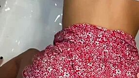 Jacuzzi mein wet clothed sex, hot tall brunette ladki 18+ ke saath