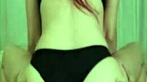 यो, ये पेल 18+ टीन हार्ड राइड करती है और अंदर झड़ने देती है जबकि बहन फिल्म करती है