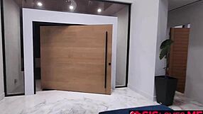 Blonde stepsister Lindsay Lee gives sexual favors to stepbrother for help