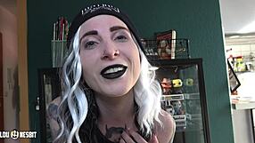 Exhibitionism Challenge With Lou Nesbit And Lia Louise