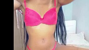 Magrinha Sensualizando with Masturbation