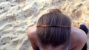 i love this beautiful teen giving an amazing blowjob