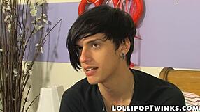 ट्विंक्स Colby London और Jae Landen ब्लोजॉब के बाद एनल क्यों करते हैं?