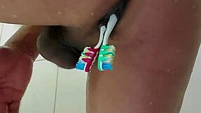 Anal cochino sabroso with toys and assfucking action