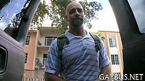 अरे, अभी फ्री होमो सेक्स एक्शन की क्रेविंग हो रही है?