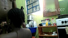 चुपाडा किचन में