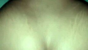 fudendo novinha rabuda de 19 anos