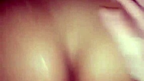 fudendo novinha rabuda de 19 anos