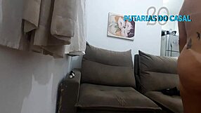 Meteu piroca na coroa rabuda sem dó e piedade