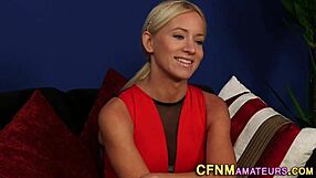 ग्लैमरस अमेचर CFNM फेटिश सीन में ब्लोजॉब और हैंडजॉब देती है