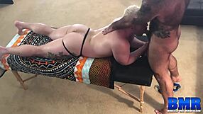 Breedmeraw ब्लॉन्ड जॉकस्ट्रैप गे Kyler Prince को BJ के बाद जोरदार ठोका