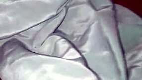 sexy gay man fucks hot aunty reshmi in homemade sex.