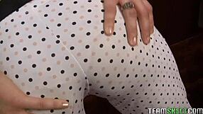 hot sensi makes pierced pussy wet solo