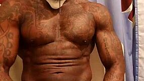 Hot Girl Play With Pussy