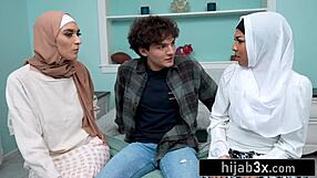 Garama garam Muslim stepsiblings ne chhupane ke liye jordaar chudai ki