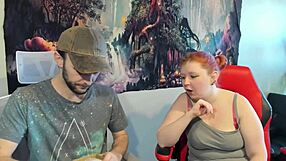 Foyllyee's automatic penis pump unboxing and use with a bisexual couple