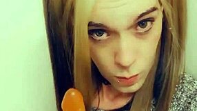 pretty tranny wants to suck you off on her knees