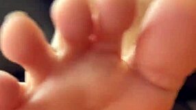 Petite Brazilian brunette ninfeta flaunts her body like a naughty slut