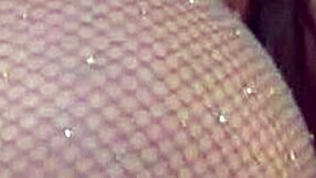 लुइजा मार्काटो लौपन के साथ इंटररेशियल पीओवी एनल लेती है और कम निगलती है