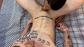 um sexo diferente com gays