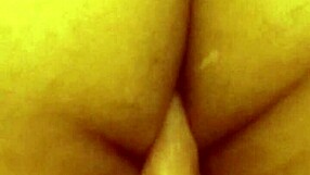 Josie Gap and the asshole handjob: amateur gay porn