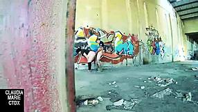 Amateur couple uses wall in the street for hot sex