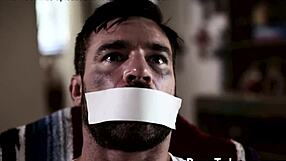 छोटी 18+ डुओ स्टेपडैडी के सामने जिज़ करती है?