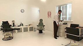 लॉन्ग लंडों को शेयर करना इन दो बेब्स को सबसे ज्यादा खुशी देती है