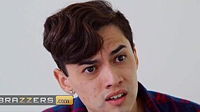 एबोनी मिल्फ बीबीडब्ल्यू लेटन बेंटो को बड़े लंड वाले गोरे लड़कों की चाहत - ब्रेज़र्स!