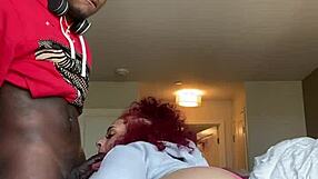 मोटी औरत बड़ा लंड चूसती है पीओवी