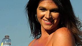 केंडल पेनी ने जंगली शीमेल एक्शन में हार्ड गांड चुदाई का मज़ा लिया